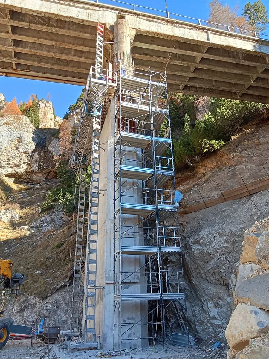 Struttura in cemento armato in cantiere